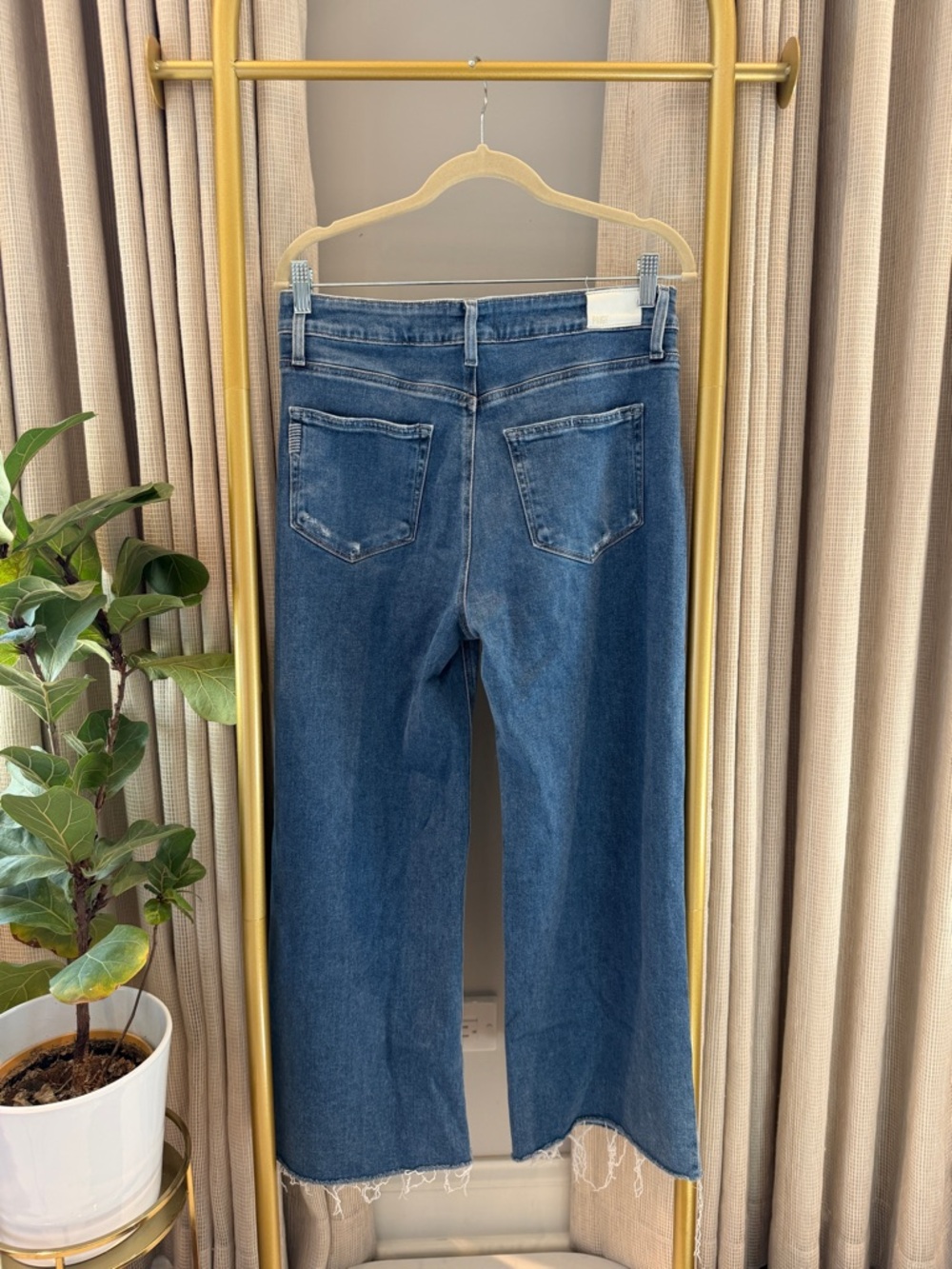 PAIGE Women's Anessa Wide-Leg Ankle Length Jeans in Medium Blue Wash - Picture 2 of 9